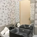 Apartment Modern Center