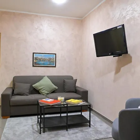 Modern Center *